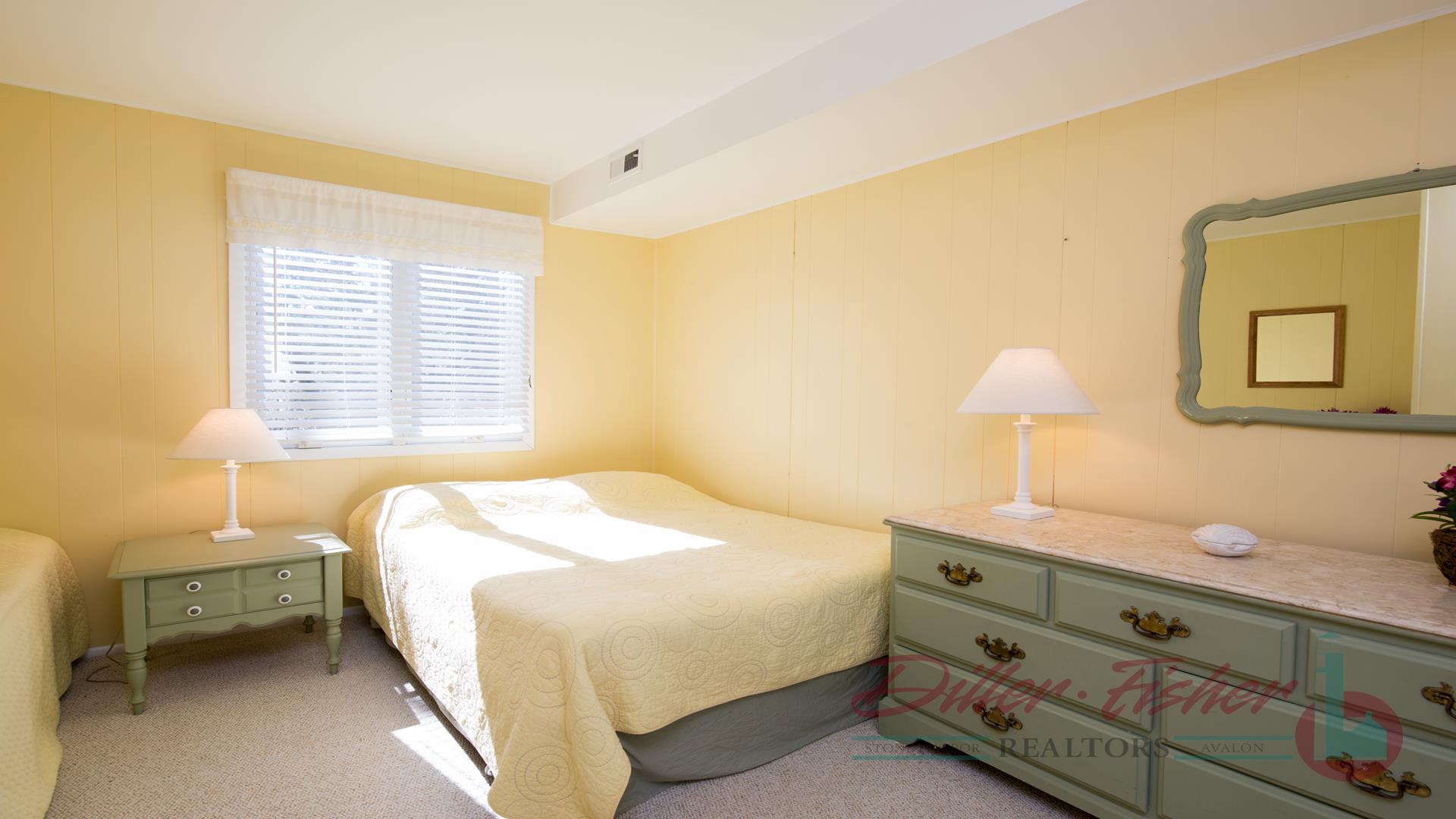 318 41st Street, Avalon (Mid-Island)