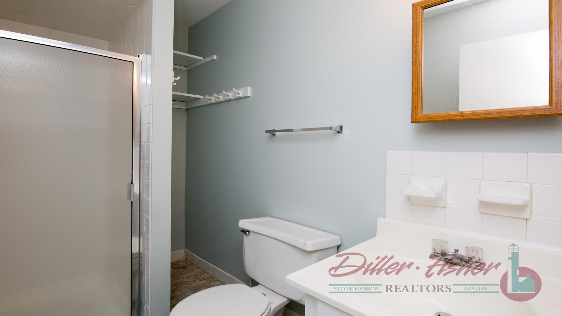 318 41st Street, Avalon (Mid-Island)