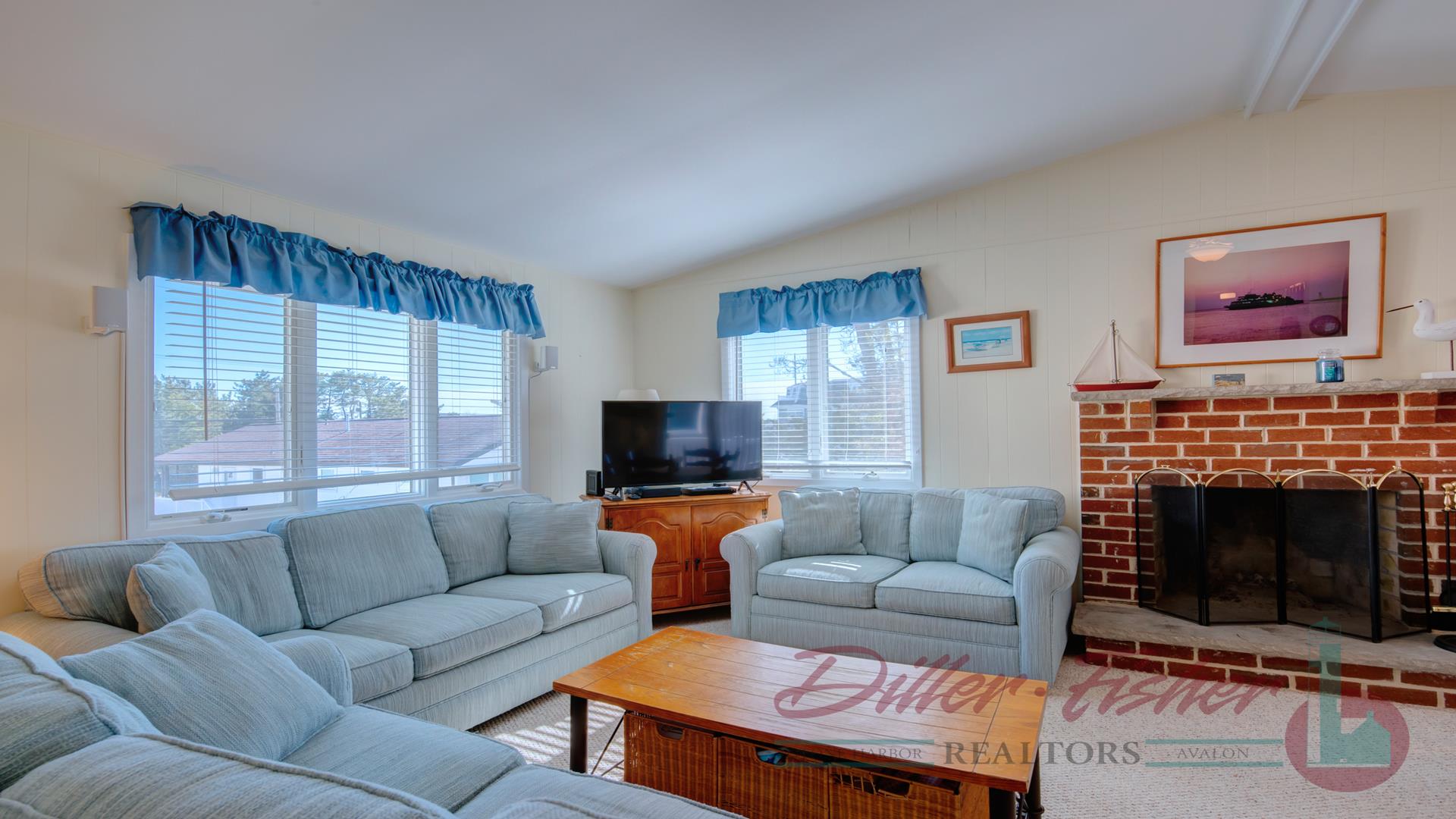 318 41st Street, Avalon (Mid-Island)