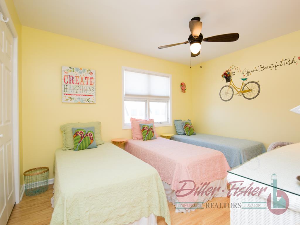 325 81st Street, Stone Harbor (Bay Front)