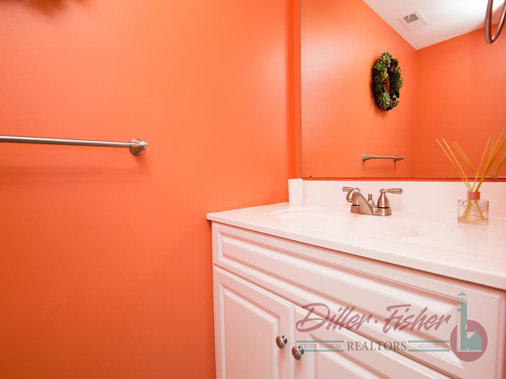 325 81st Street, Stone Harbor (Bay Front)