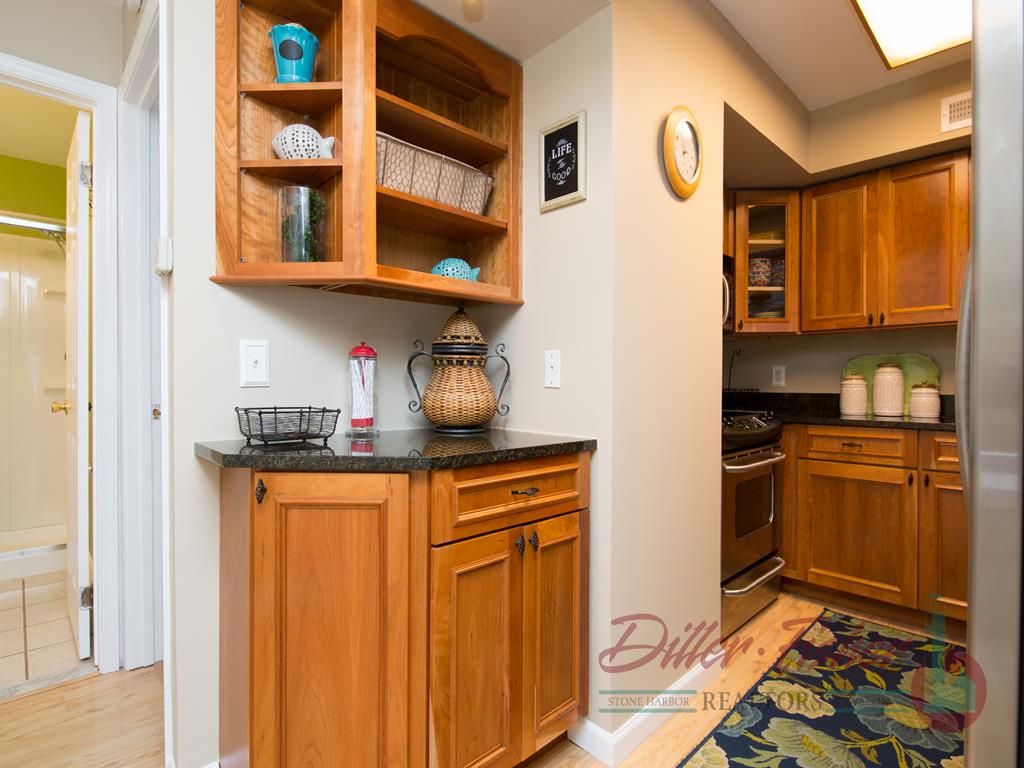 325 81st Street, Stone Harbor (Bay Front)