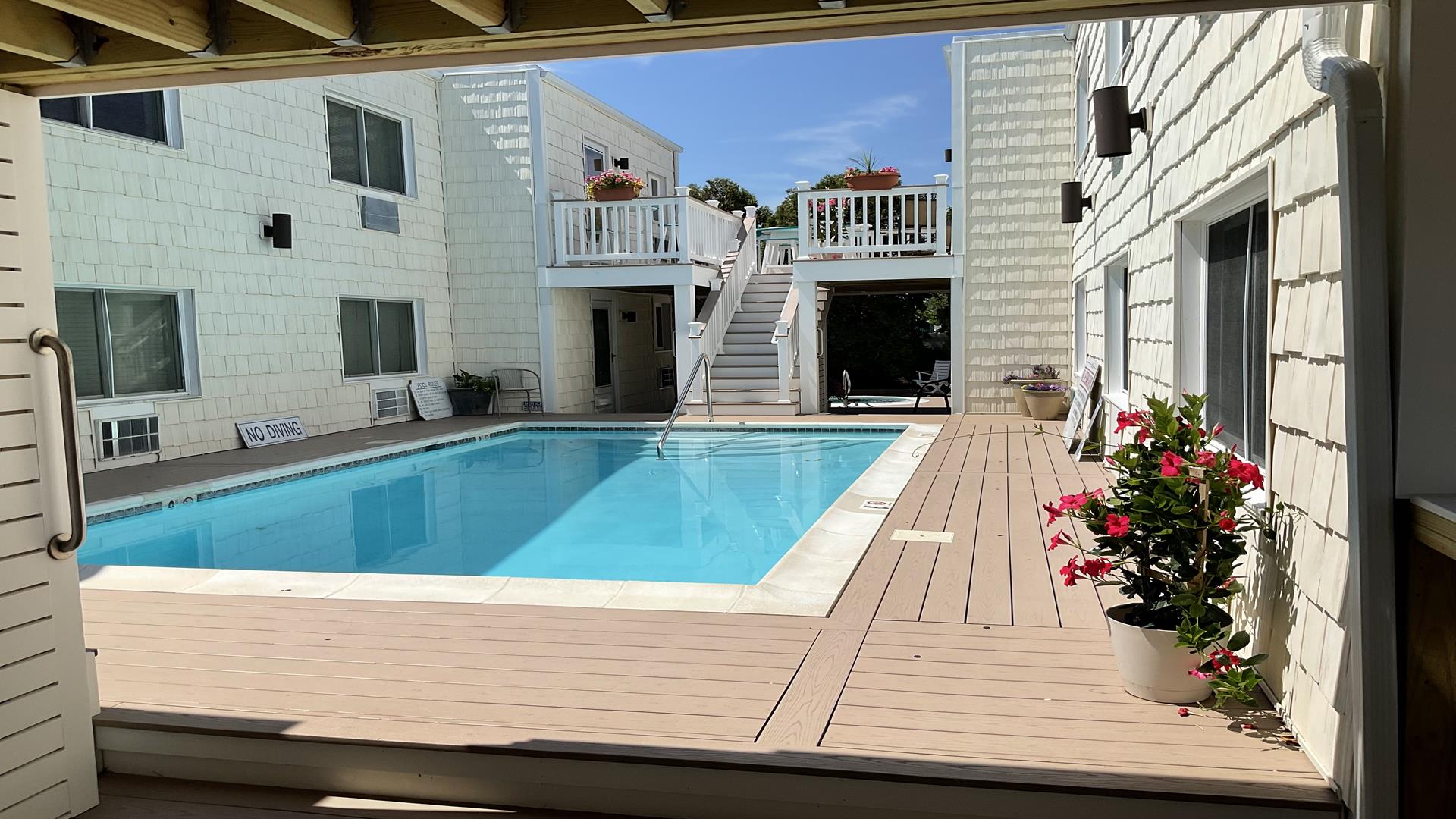 151 95th Street, Stone Harbor (Mid-Island)