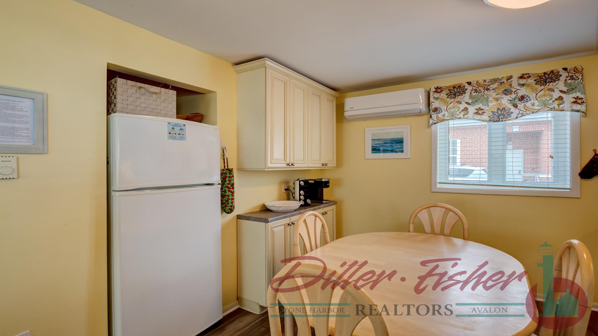 151 95th Street, Stone Harbor (Mid-Island)