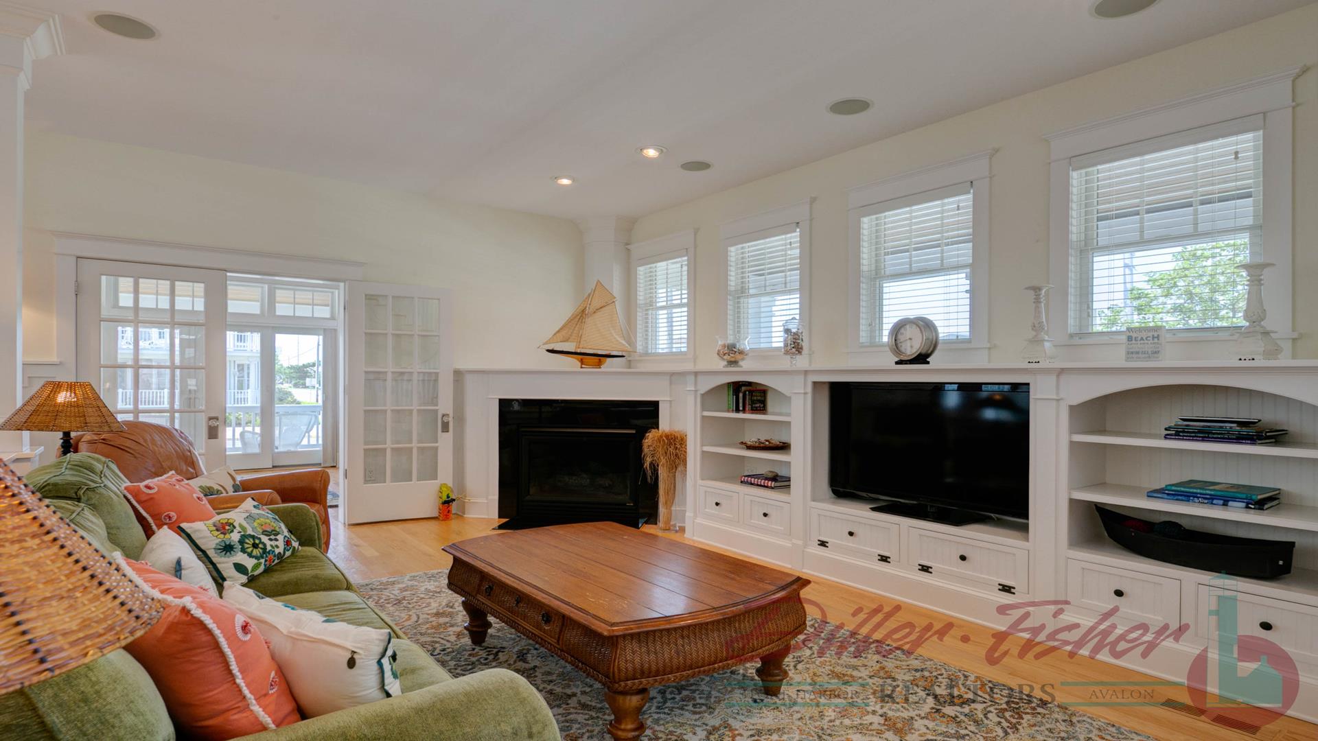 8614 Second Avenue, Stone Harbor (Mid-Island) - Picture 4
