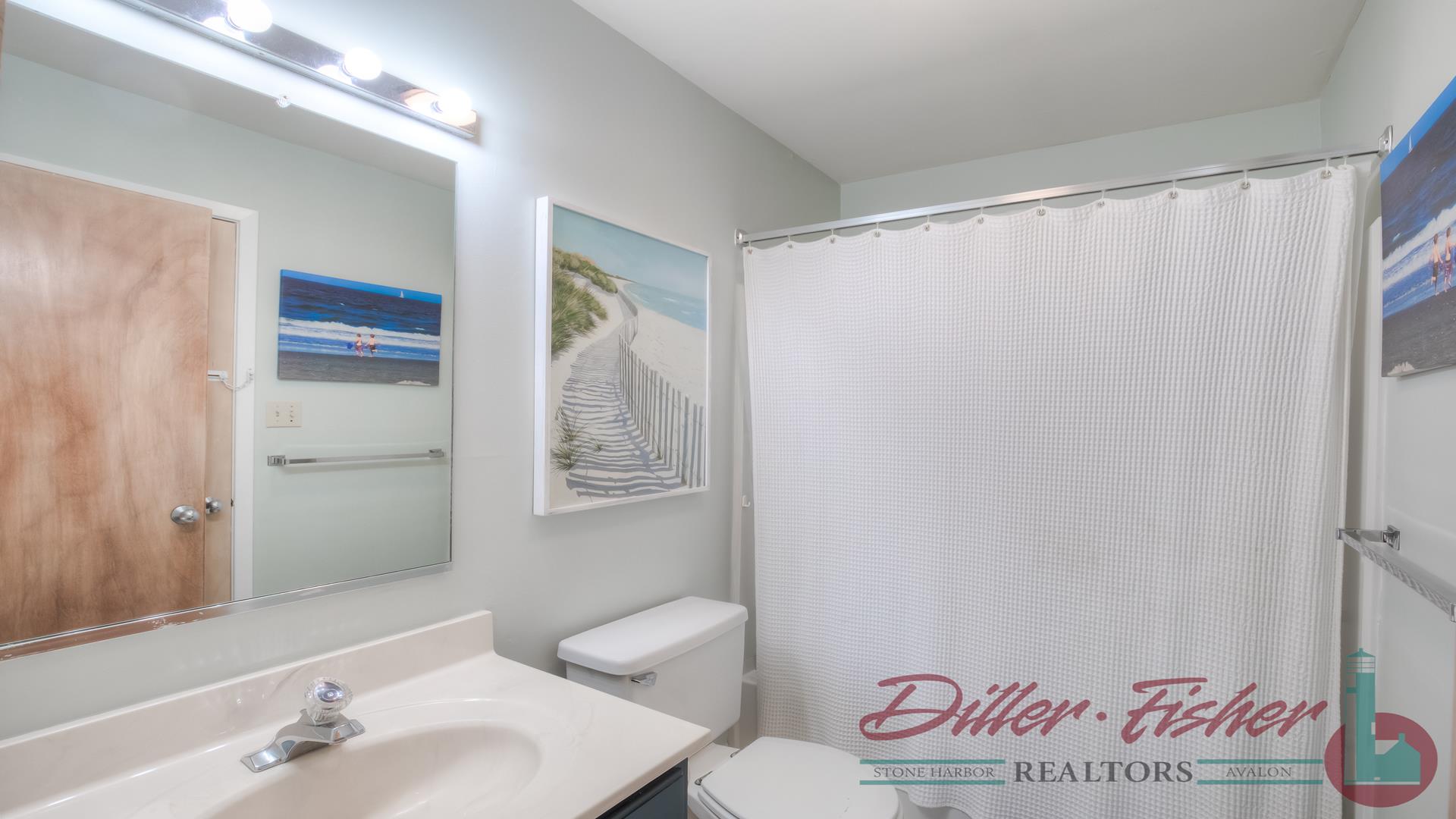 271 82nd Street, Stone Harbor (Mid-Island)