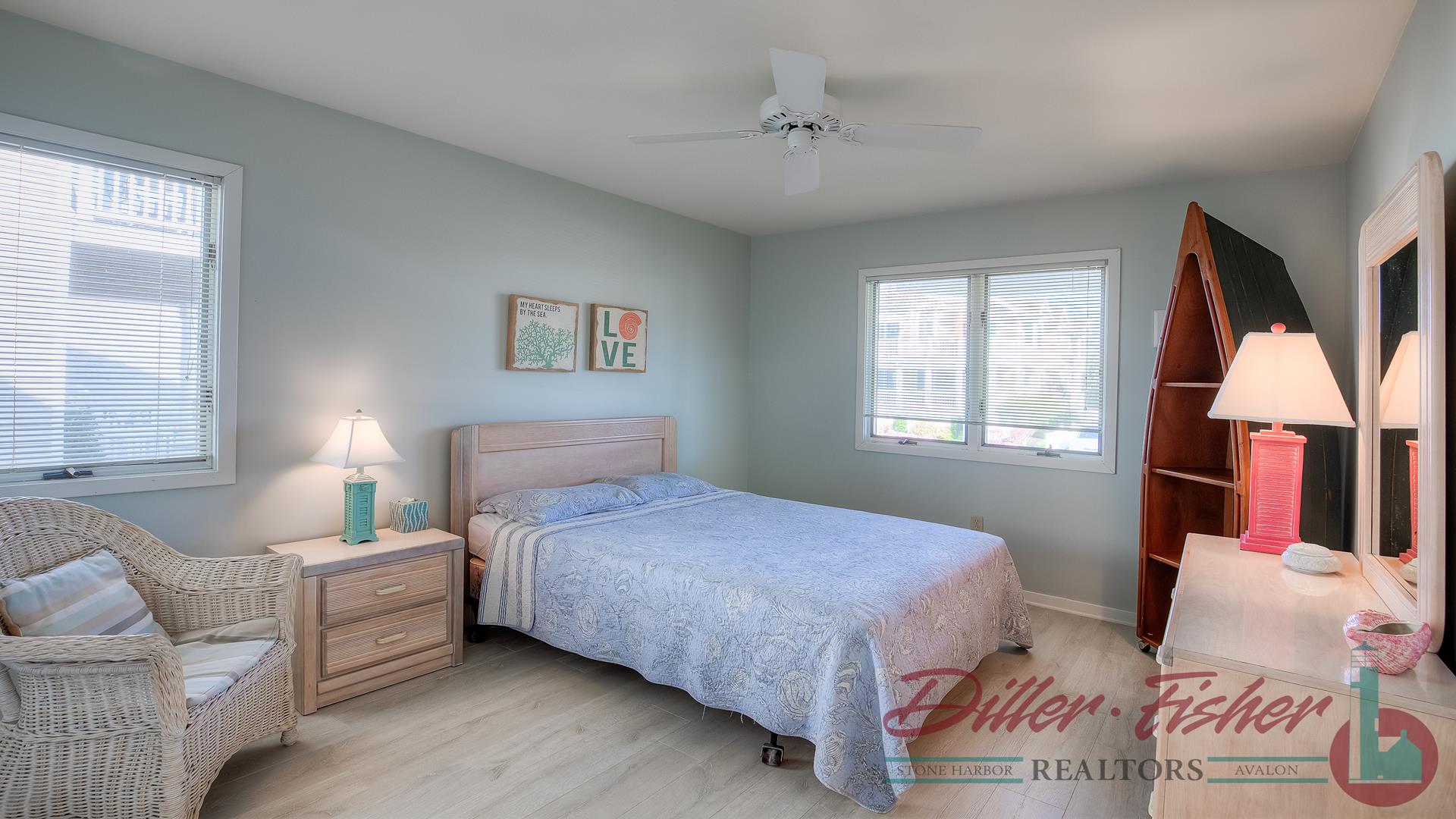 271 82nd Street, Stone Harbor (Mid-Island)