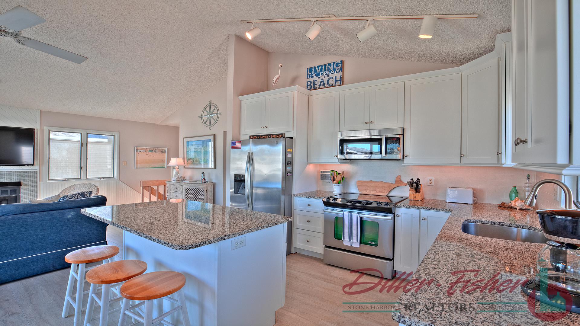 271 82nd Street, Stone Harbor (Mid-Island)
