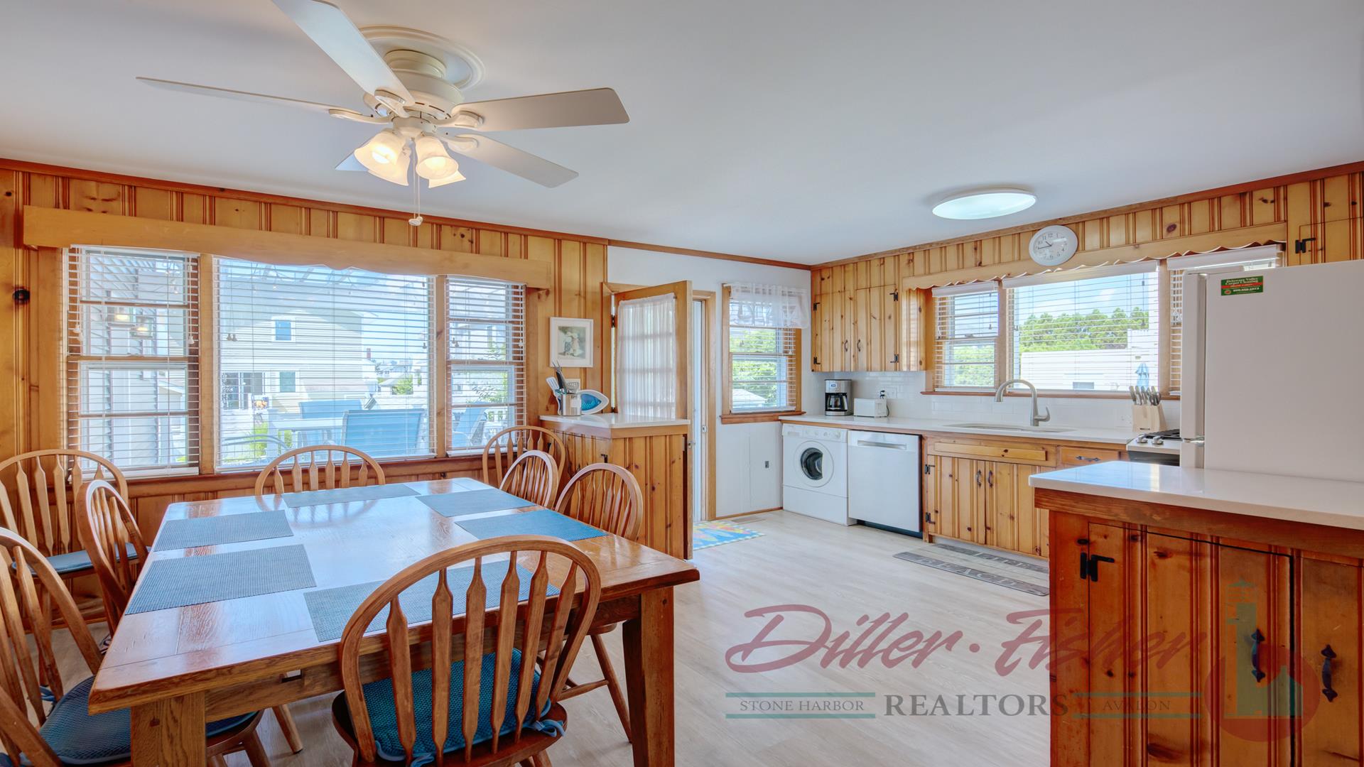 255 89th Street, Stone Harbor (Mid-Island)