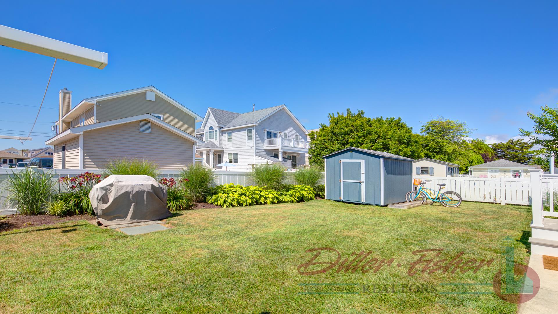255 89th Street, Stone Harbor (Mid-Island)