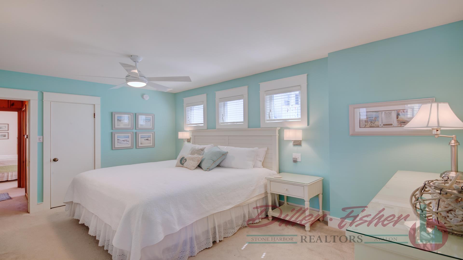 255 89th Street, Stone Harbor (Mid-Island)
