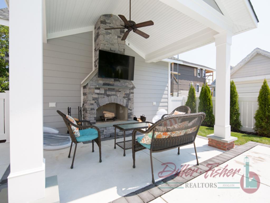 241 107th Street, Stone Harbor (Mid-Island) - Picture 3