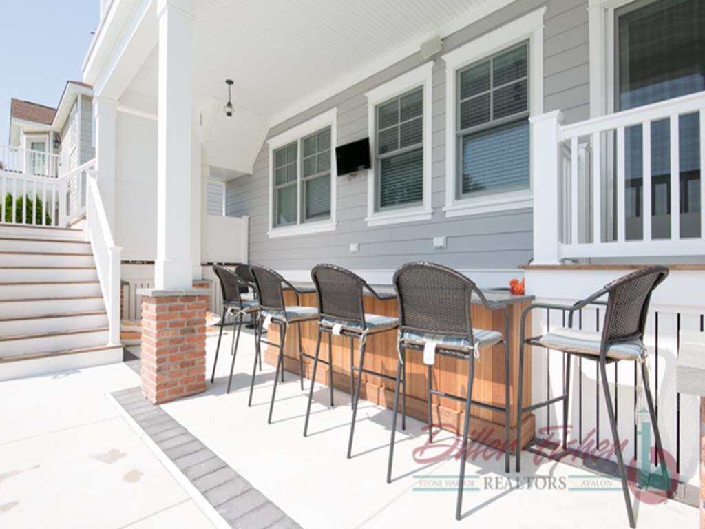 241 107th Street, Stone Harbor (Mid-Island) - Picture 4
