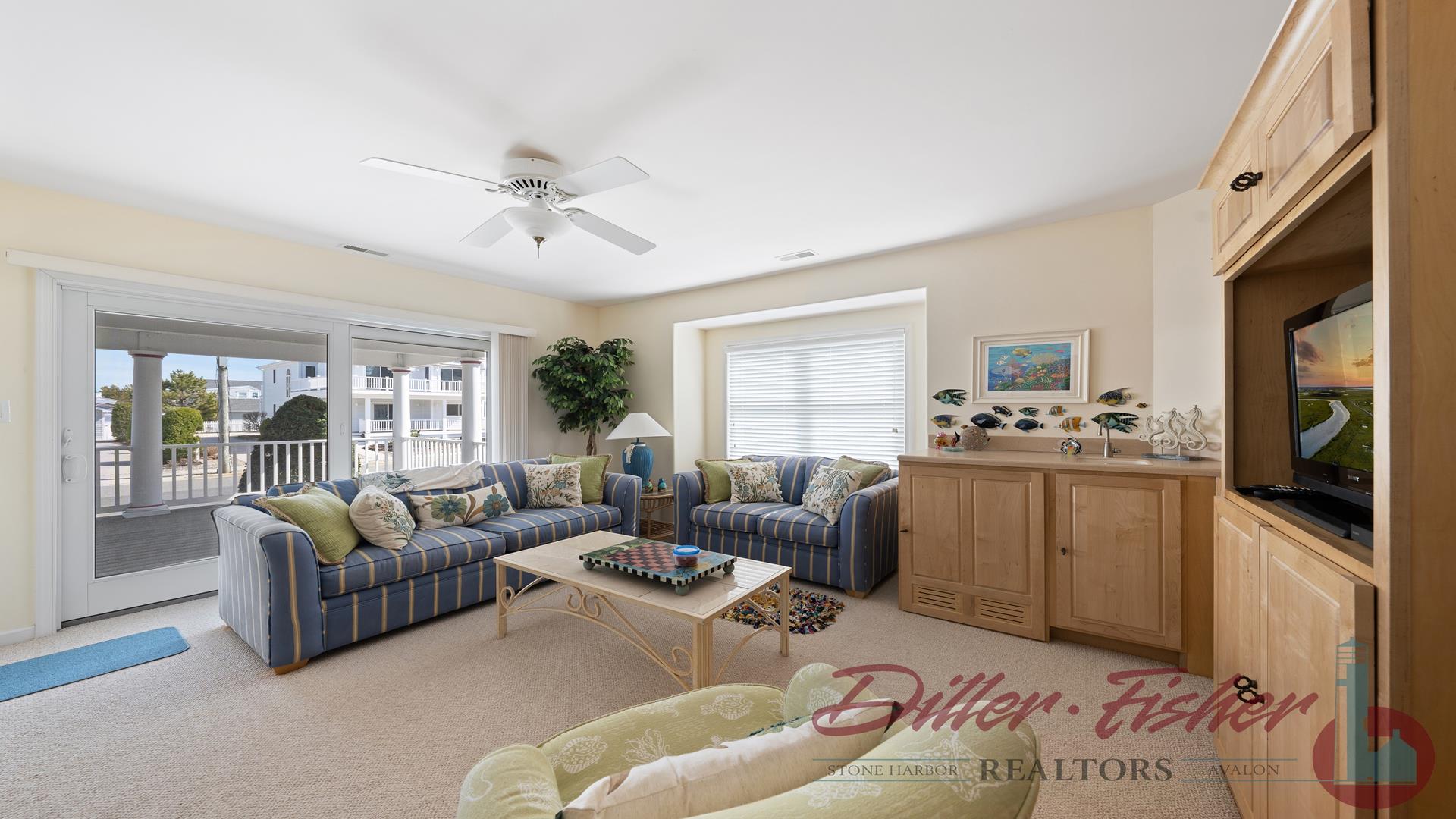 123 90TH STREET, STONE HARBOR (Center)