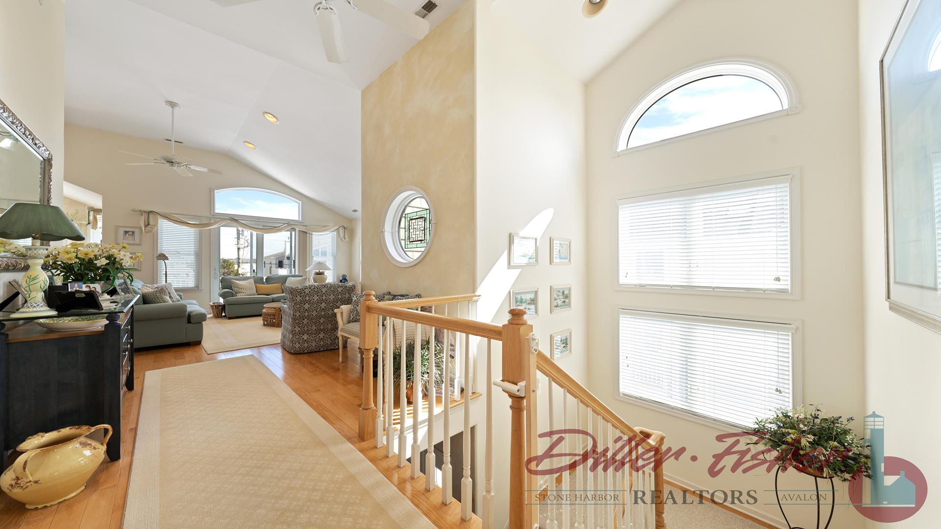 123 90TH STREET, STONE HARBOR (Center)