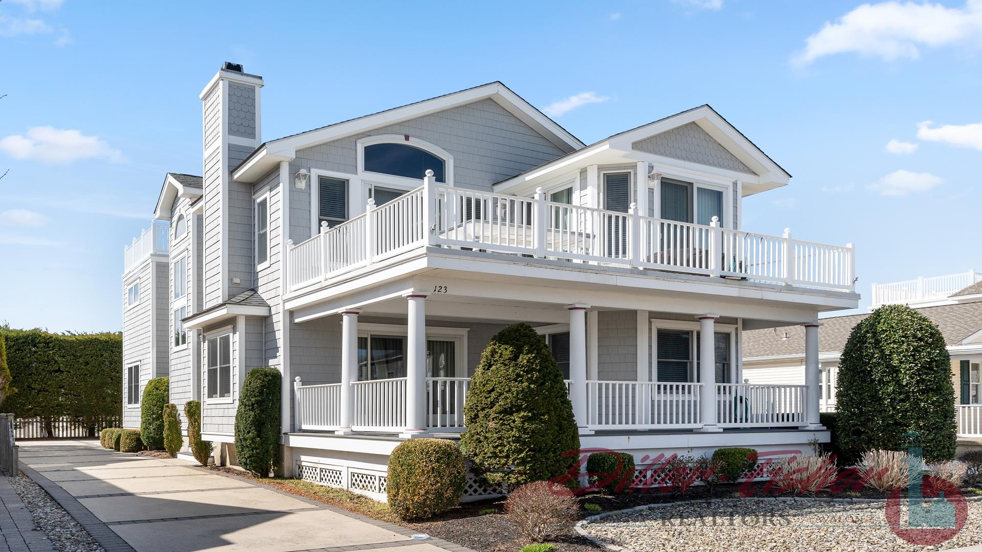 123 90TH STREET, STONE HARBOR (Center)