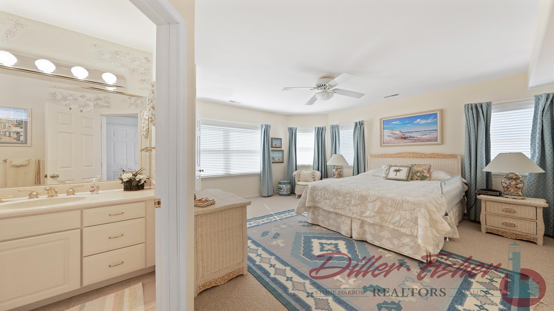 123 90TH STREET, STONE HARBOR (Center)