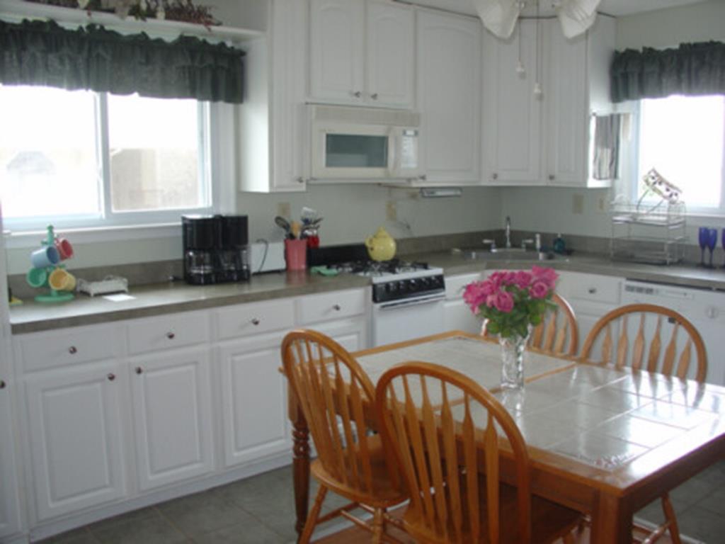 248 108th Street, Stone Harbor (Mid-Island) - Picture 5