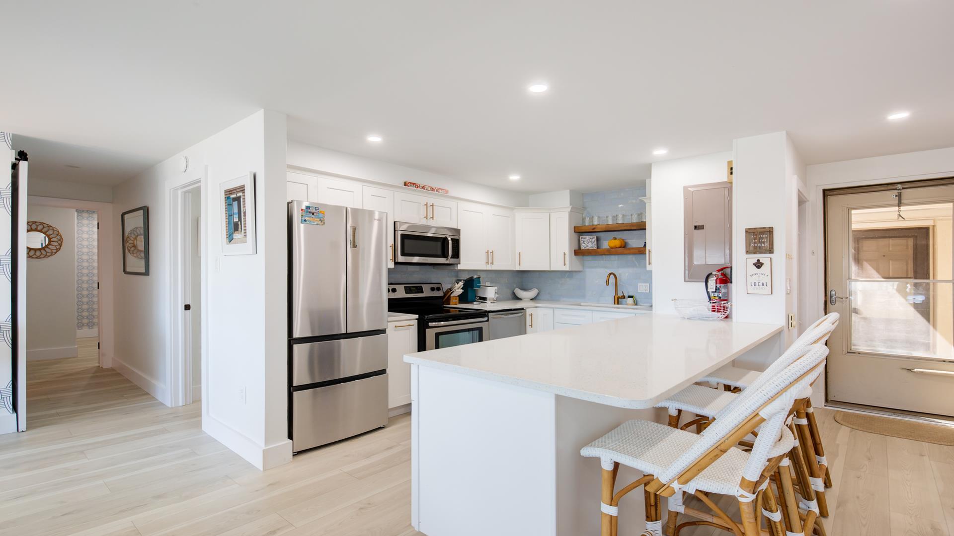 351 96th Street 213, Stone Harbor (Mid-Island) - Picture 3