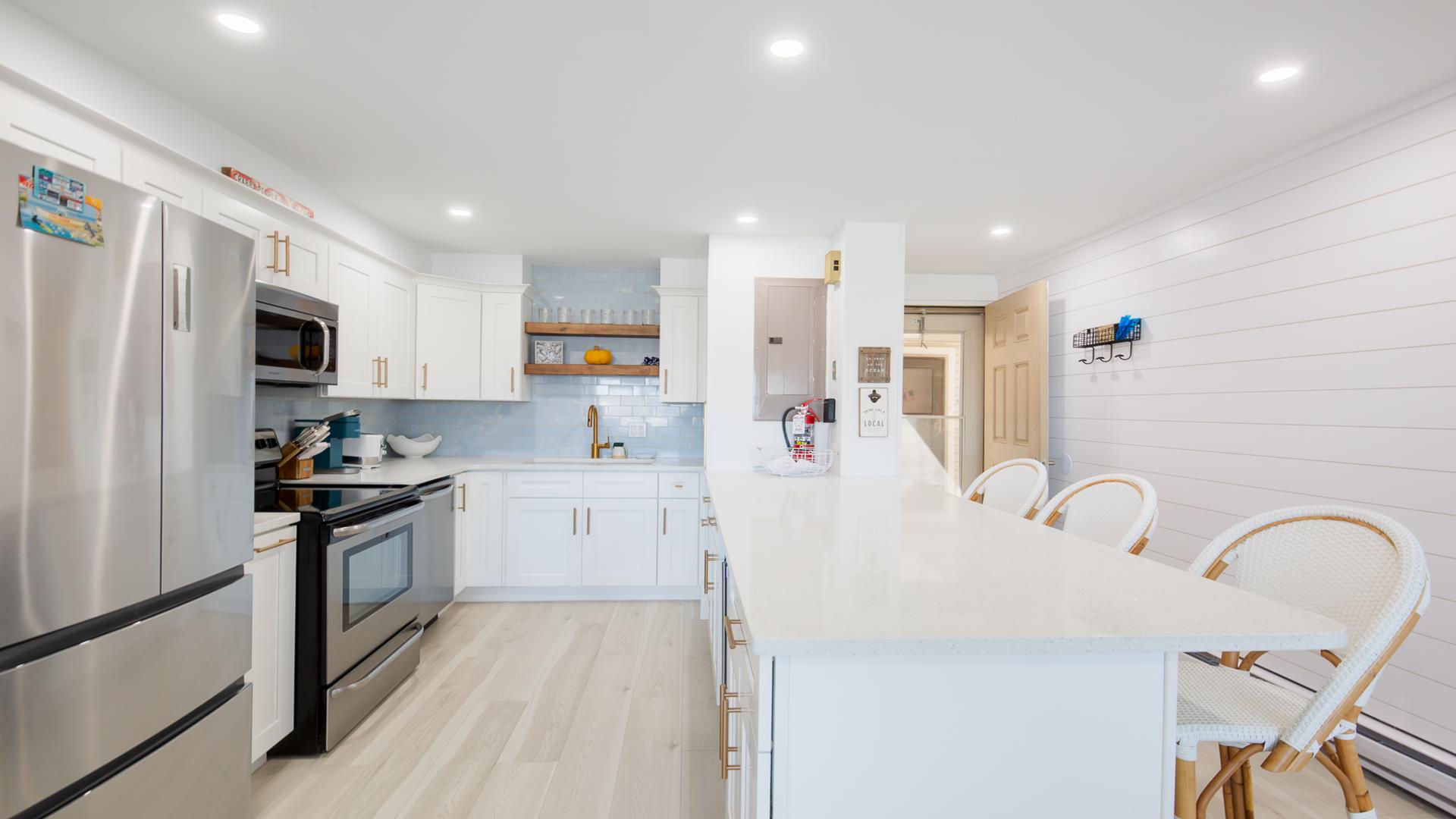 351 96th Street 213, Stone Harbor (Mid-Island) - Picture 4