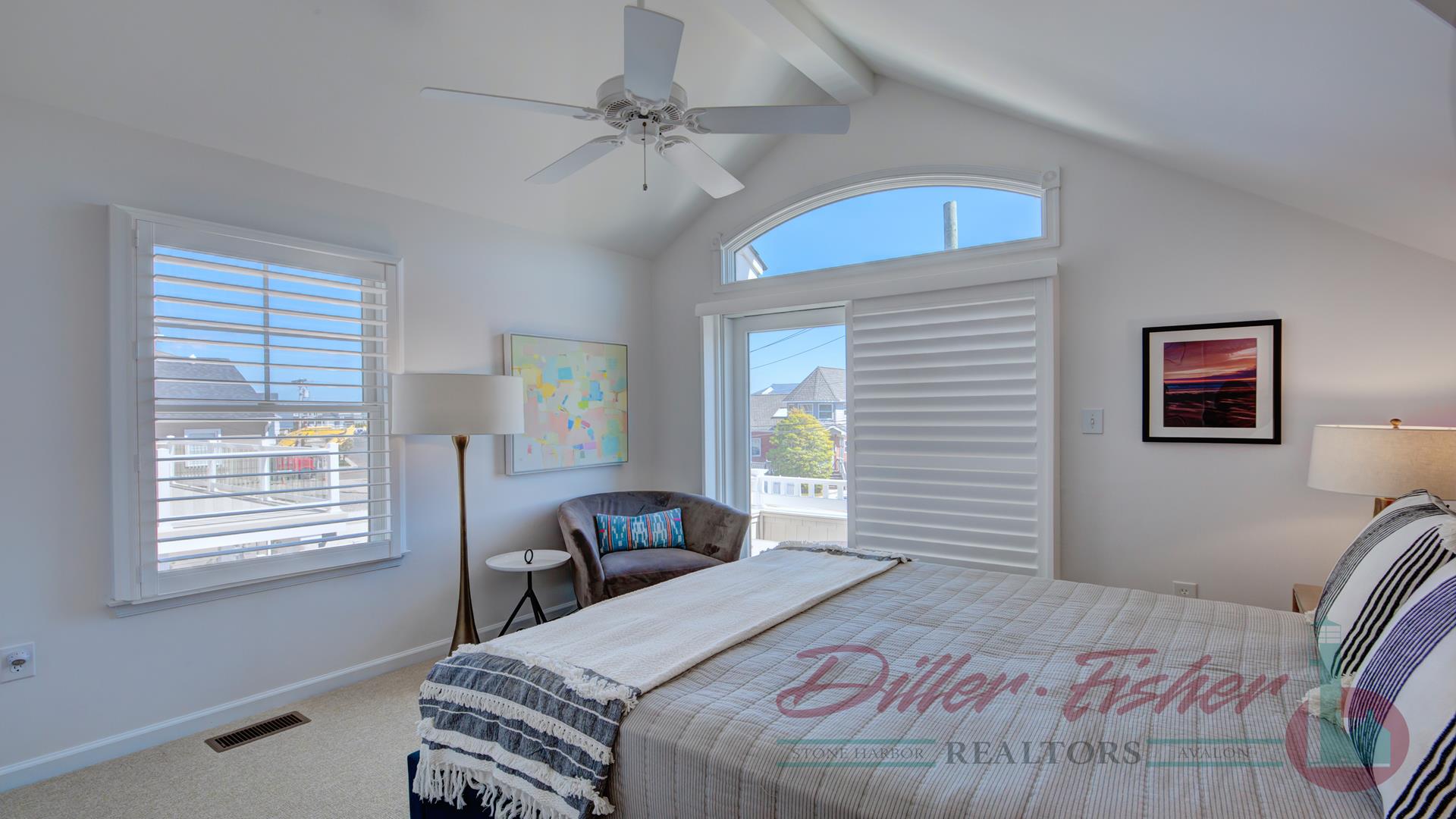 9421 Sunset Drive, Stone Harbor (Bay Front)