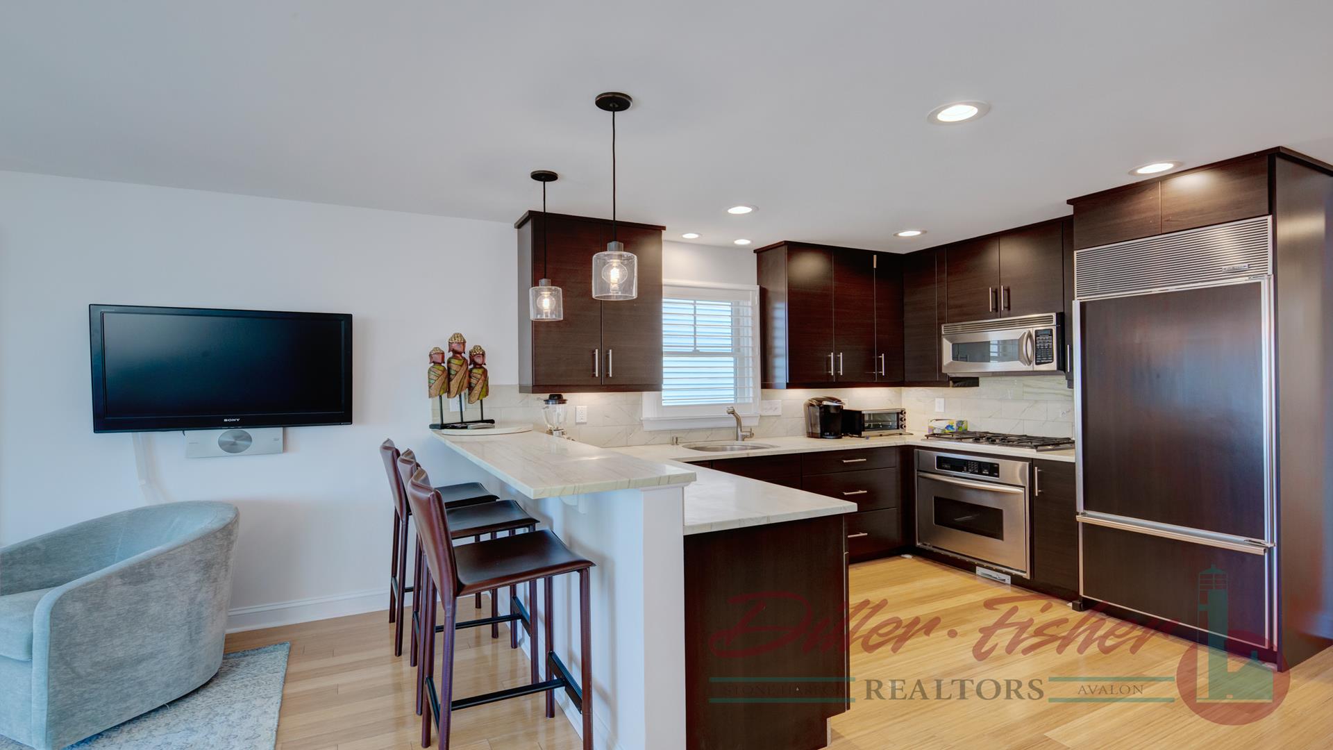 9421 Sunset Drive, Stone Harbor (Bay Front)