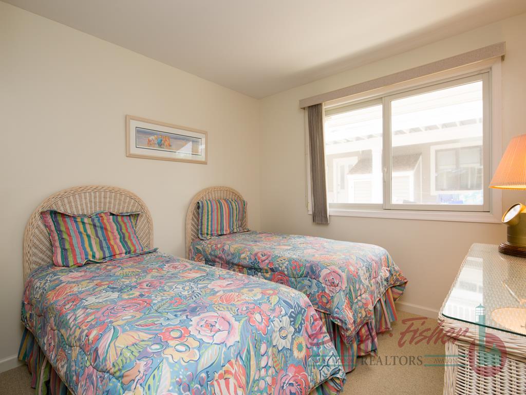 77 38th Street, Avalon (Beach Front)