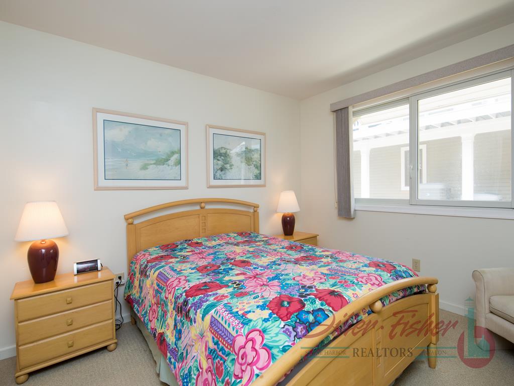 77 38th Street, Avalon (Beach Front)