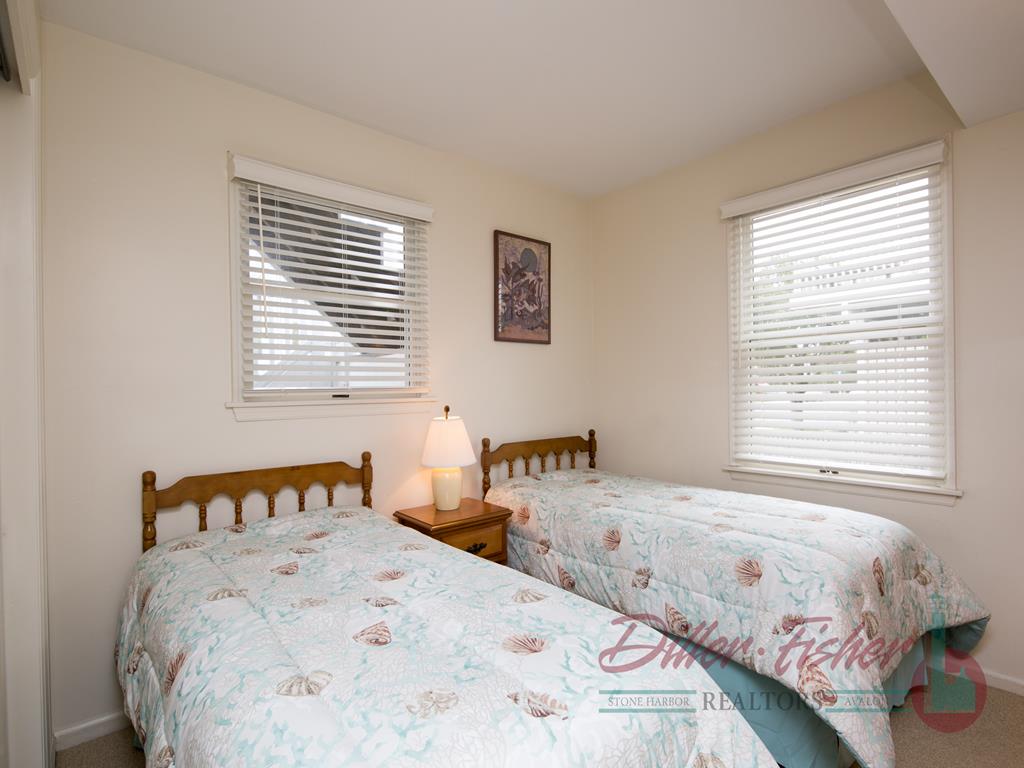 77 38th Street, Avalon (Beach Front)