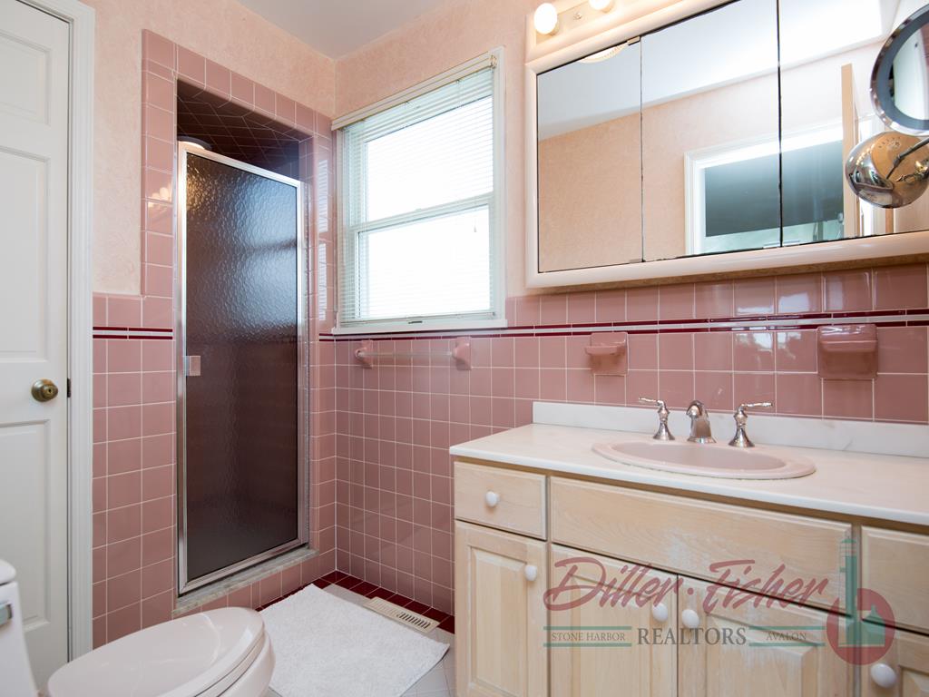 77 38th Street, Avalon (Beach Front)