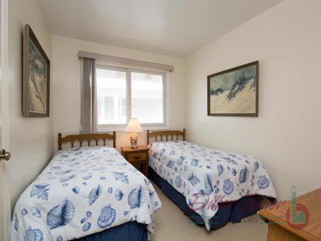 77 38th Street, Avalon (Beach Front)