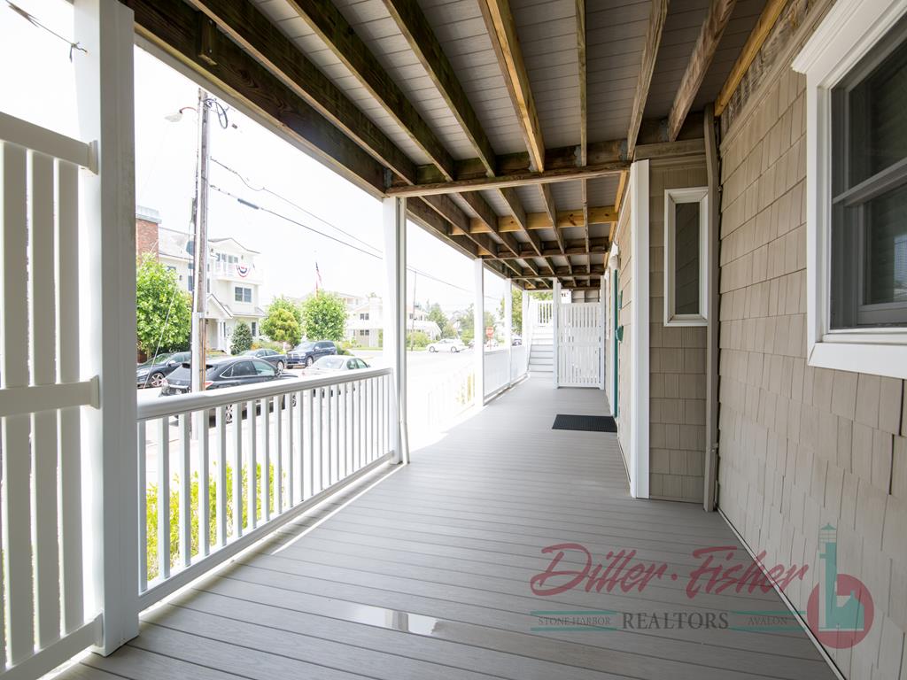 77 38th Street, Avalon (Beach Front)