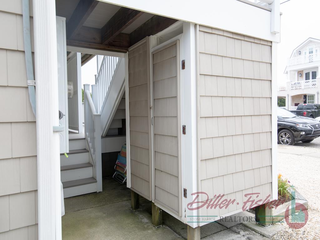 77 38th Street, Avalon (Beach Front)