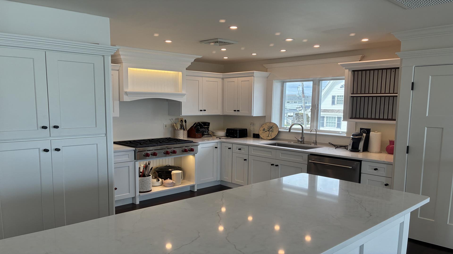 304 99th Street, Stone Harbor (Bay Front) - Picture 2