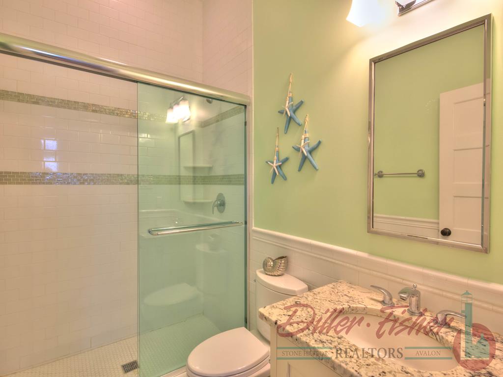 230 106th Street, Stone Harbor (Mid-Island)