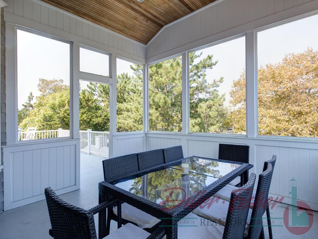 230 106th Street, Stone Harbor (Mid-Island)
