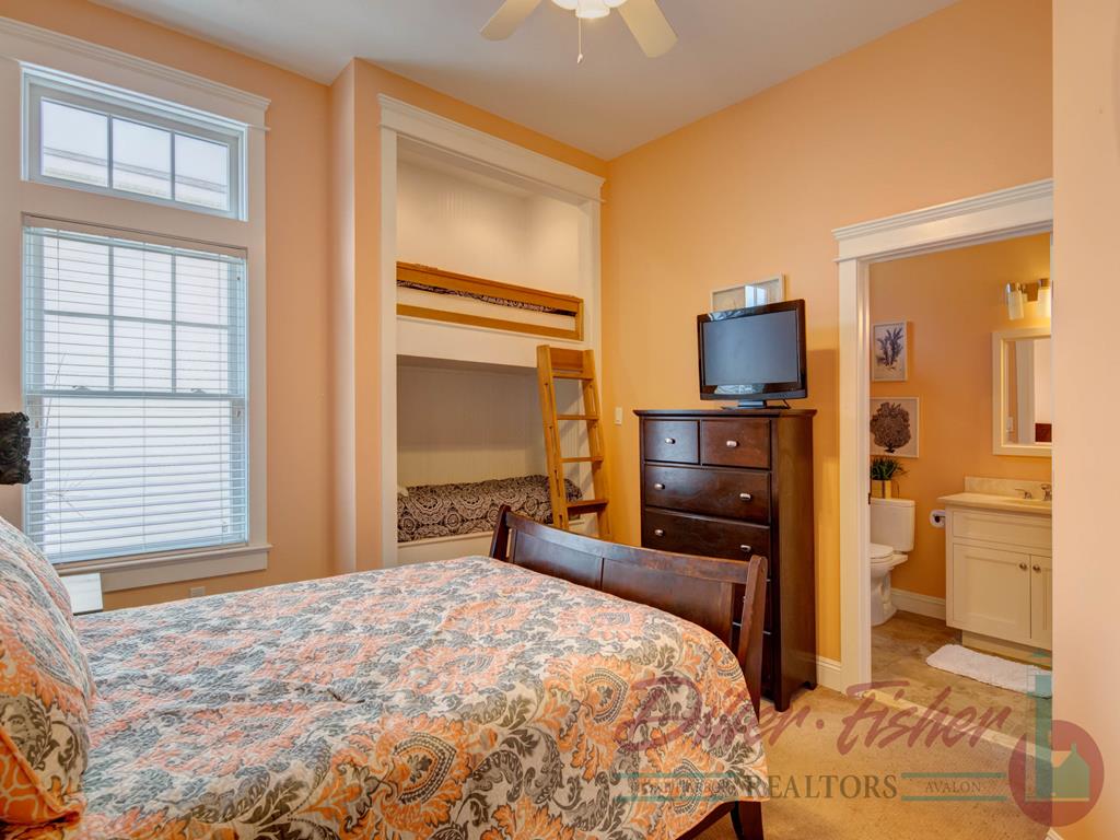 230 106th Street, Stone Harbor (Mid-Island)