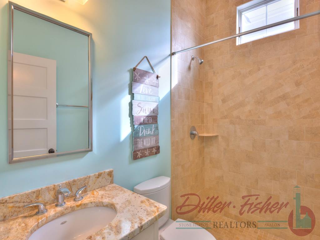 230 106th Street, Stone Harbor (Mid-Island)