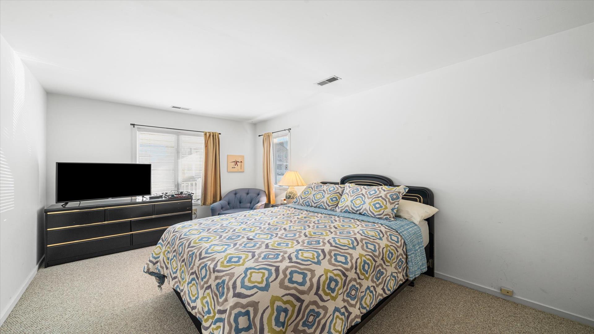 131 107th Street, Stone Harbor (Mid-Island)