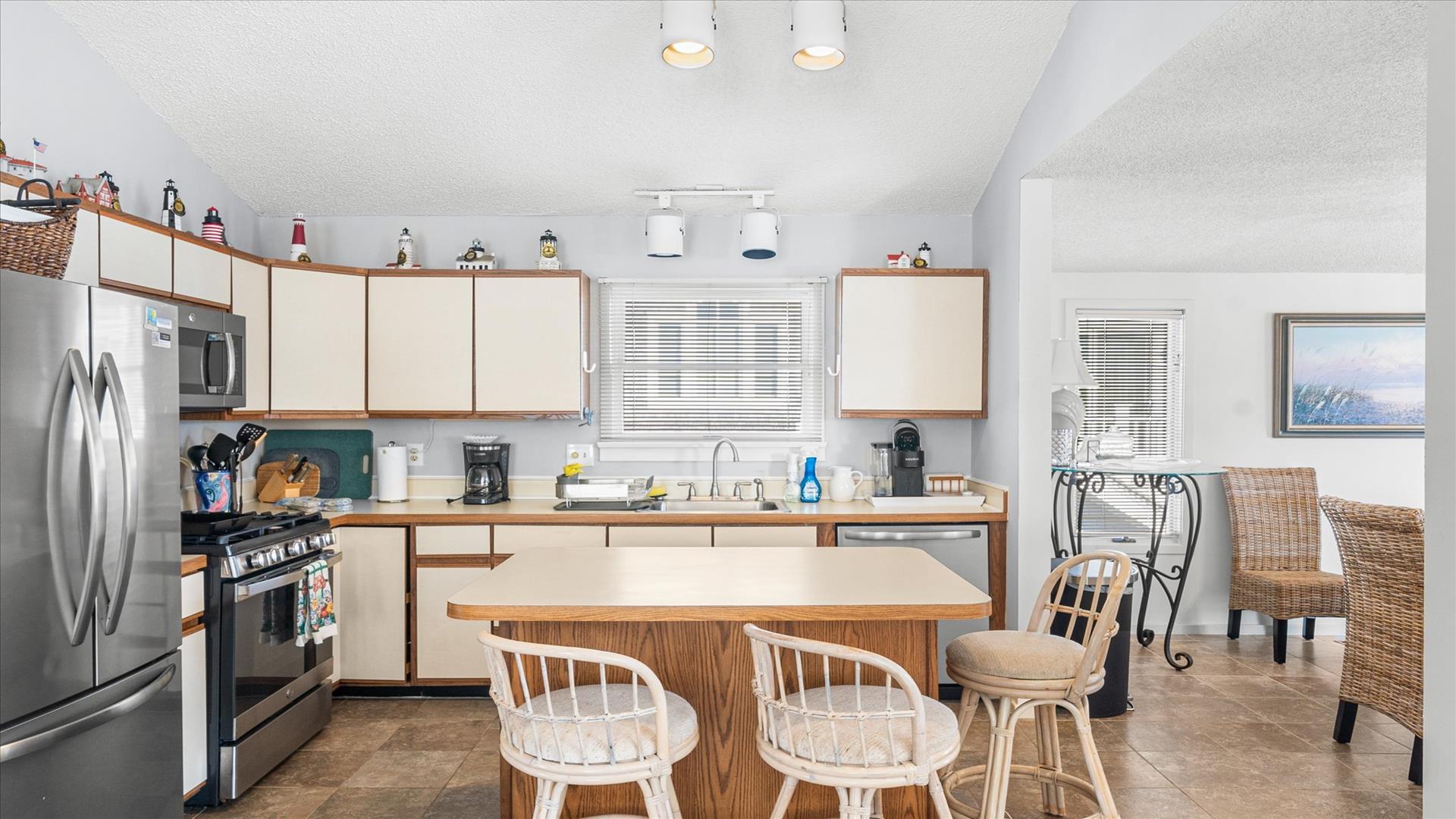 131 107th Street, Stone Harbor (Mid-Island)