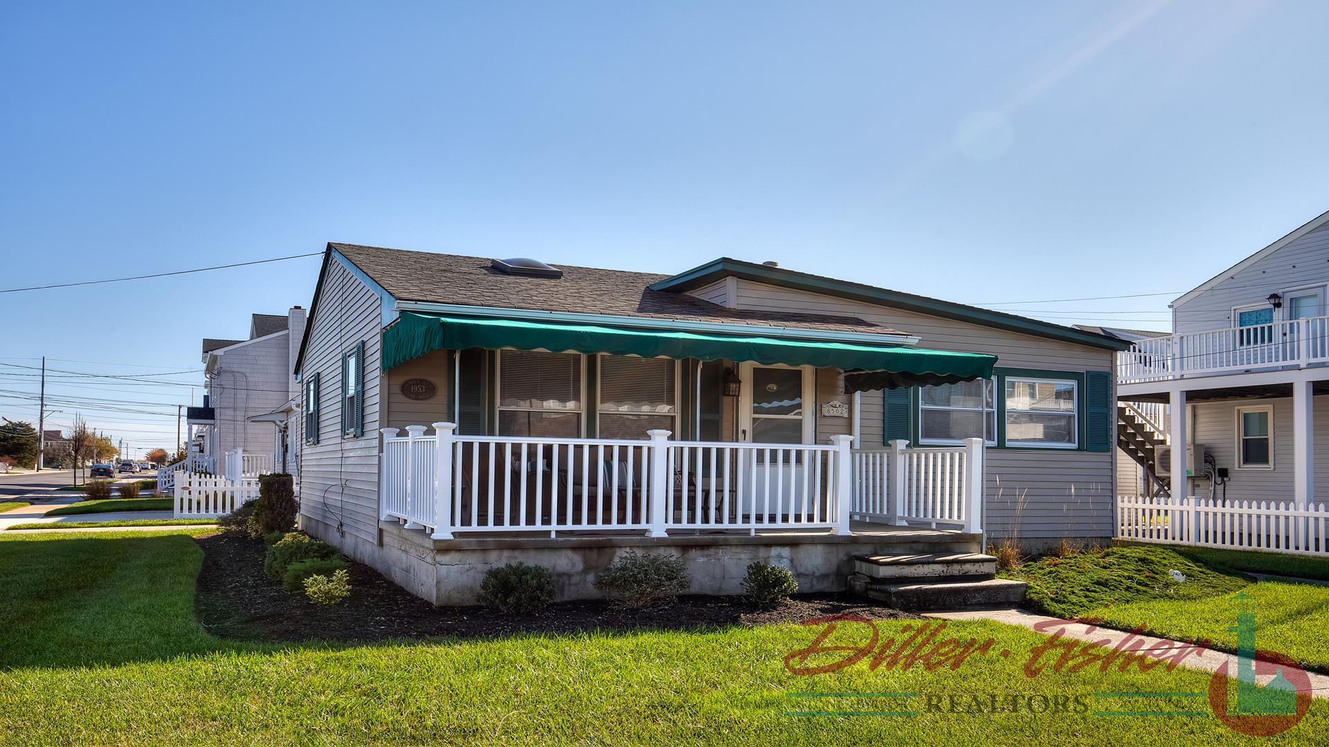 8502 Third Avenue, Stone Harbor (Center)
