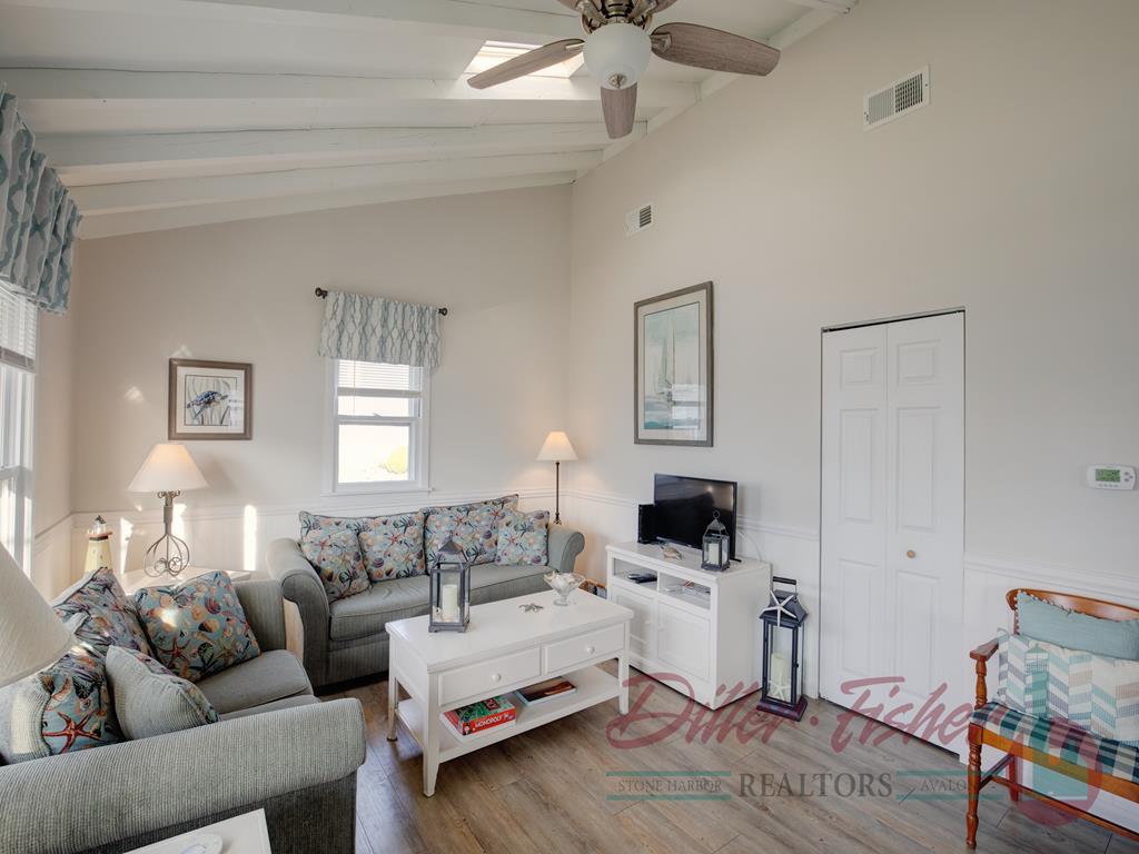 8502 Third Avenue, Stone Harbor (Center)