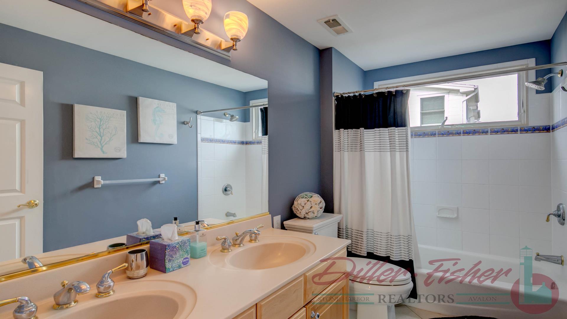 125 78th Street, Avalon (Beach Block)