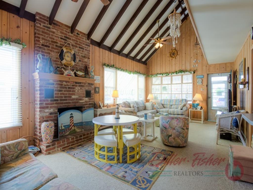 214 118th Street, Stone Harbor (Center)