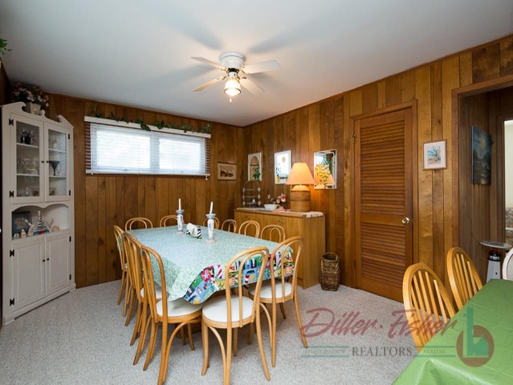 214 118th Street, Stone Harbor (Center)