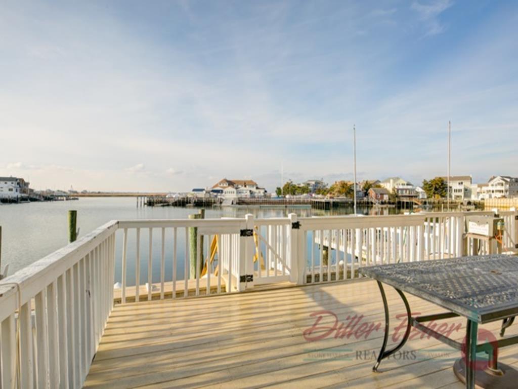 9023 Third Avenue, Stone Harbor (Bay Front)