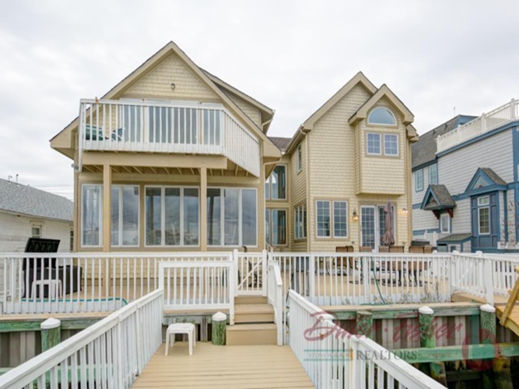 9023 Third Avenue, Stone Harbor (Bay Front)