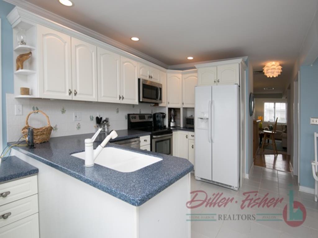 9023 Third Avenue, Stone Harbor (Bay Front)