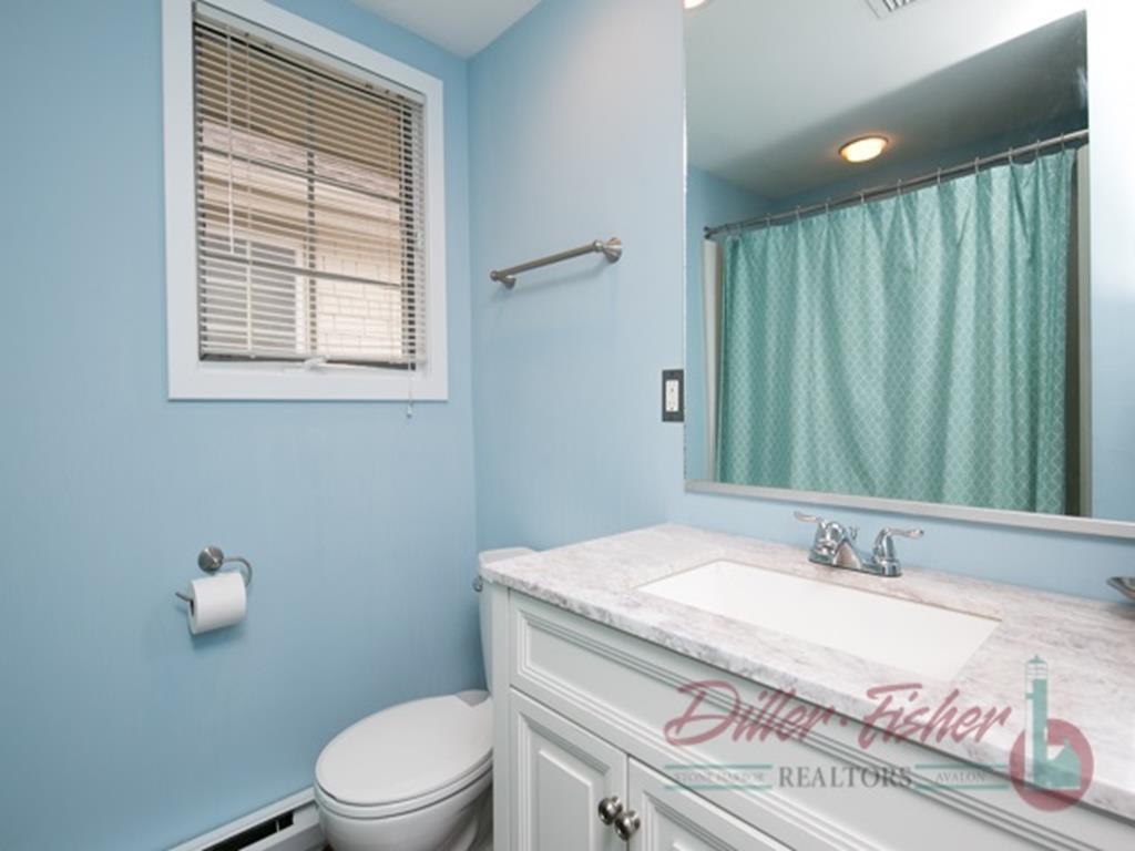 9023 Third Avenue, Stone Harbor (Bay Front)