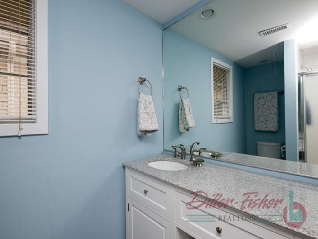 9023 Third Avenue, Stone Harbor (Bay Front)